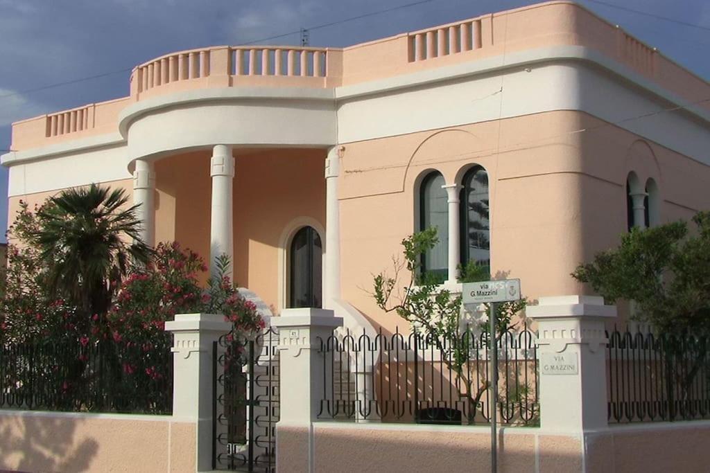 Villa Nel Salento - Ampie Camere E Giardino, Fino A 9 Persone Barbarano del Capo Zewnętrze zdjęcie